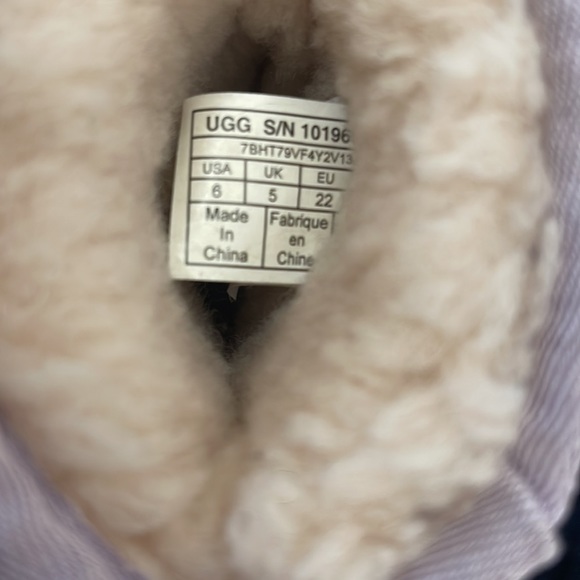 UGG WINTER CLASSIC BOOTS SHORT II BABY 9 MHTS-2 YRS SIZE 6 - Picture 6 of 14